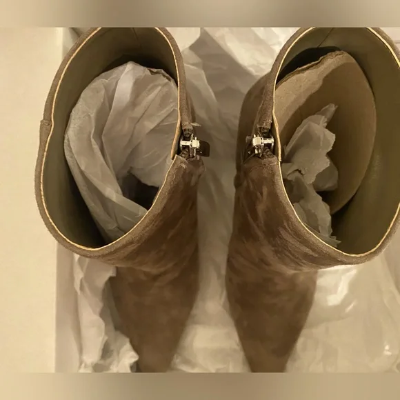 BRAND NEW- Nine West Boots - Picture 2 of 4